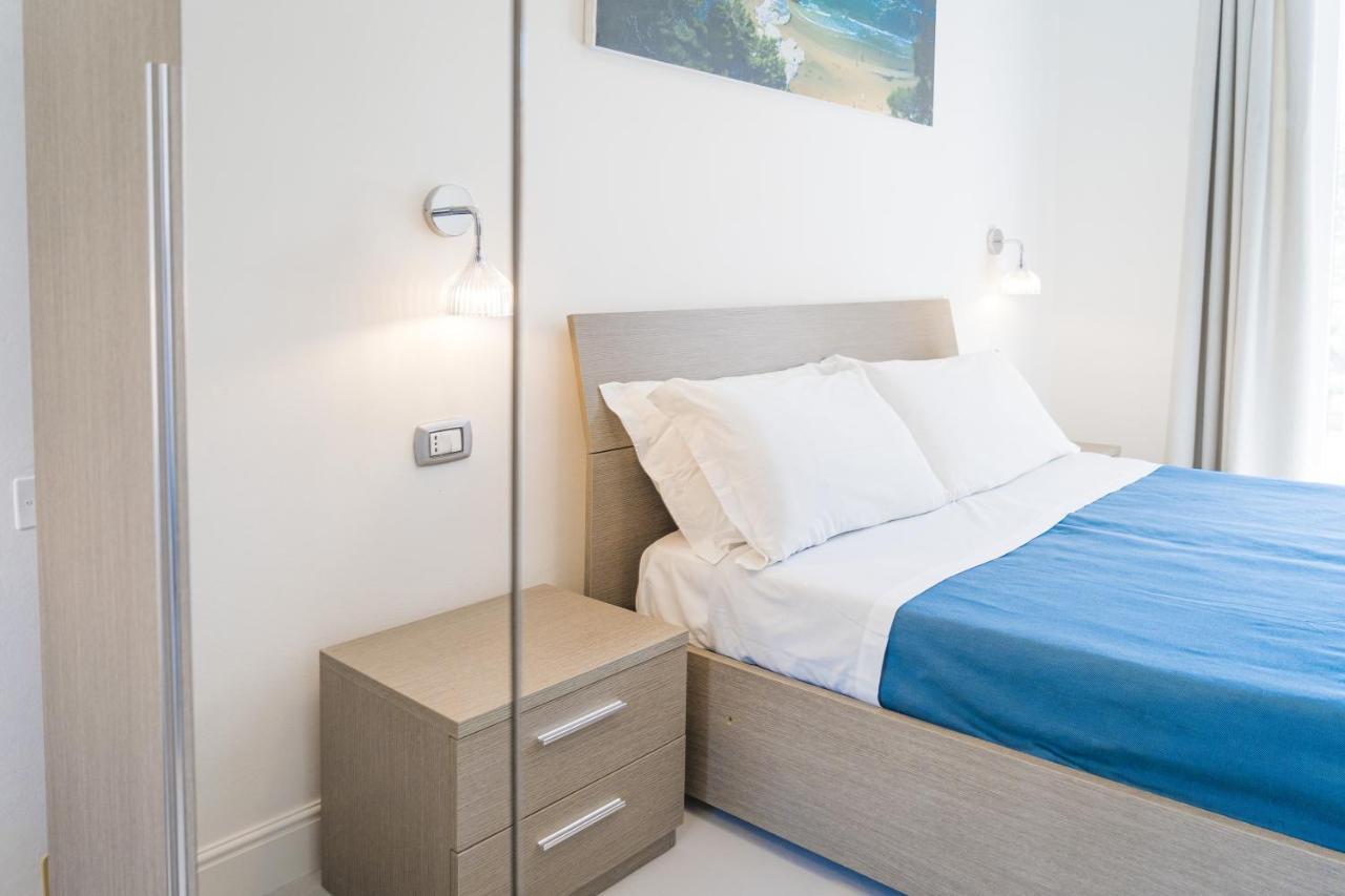 Hotel Orsa Maggiore Castro  Eksteriør bilde