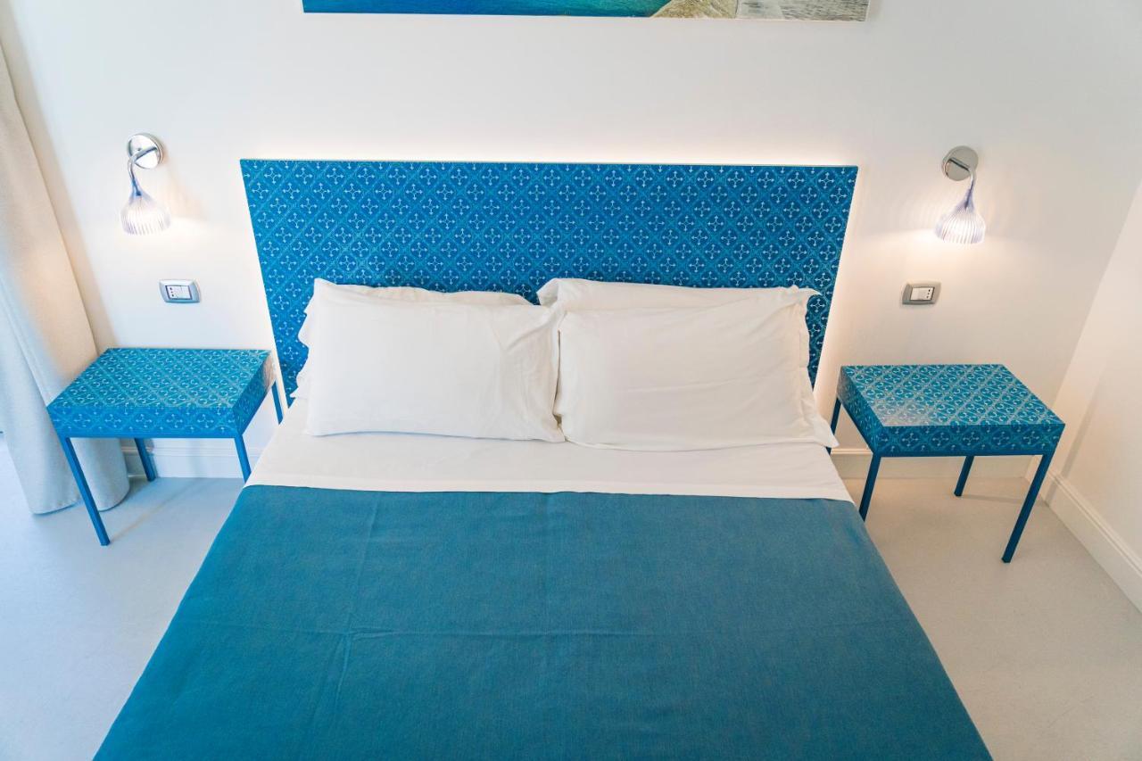 Hotel Orsa Maggiore Castro  Eksteriør bilde