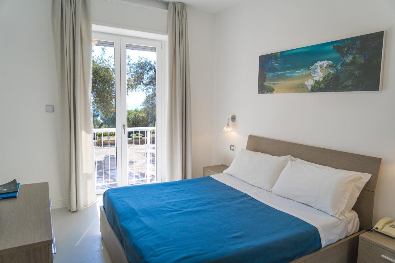 Hotel Orsa Maggiore Castro  Eksteriør bilde